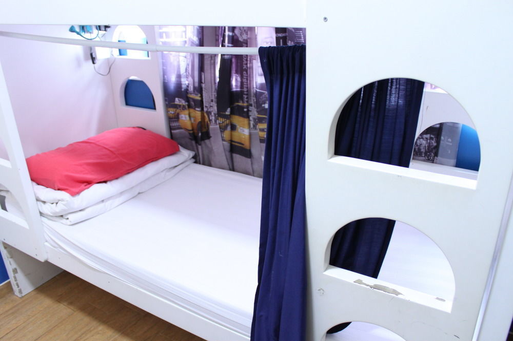 Pandora After 80S Hostel Hong Kong Luaran gambar